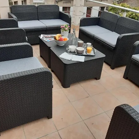 Apartment Entre Et Remparts